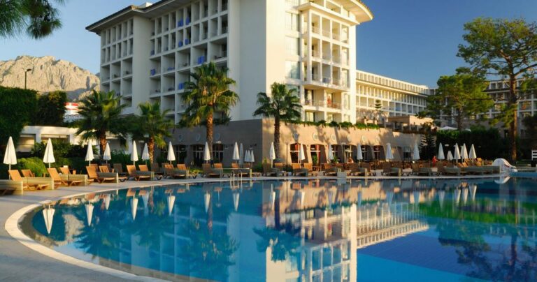 How to Avoid Seaside Hotels Resort Fees: The Definitive Guide