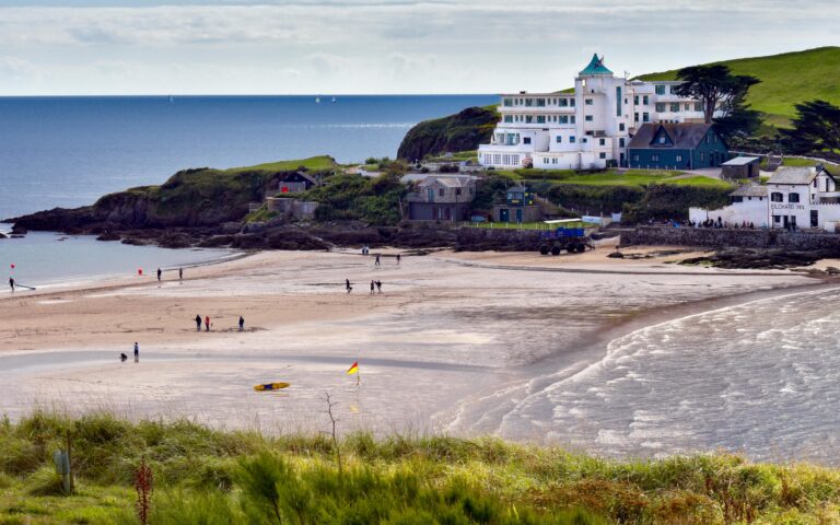 Compare Seaside Hotels Deals: The Definitive Travel Tech & Pricing Guide